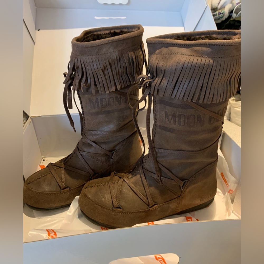 NWT - Gorsuch Never Worn Leather Moon Boot/Lined